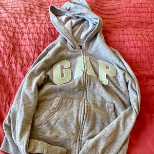 Gap girls hoodie Size 8. Gently used. No issues.